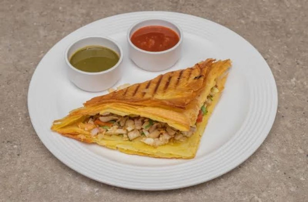 Allu Pattis